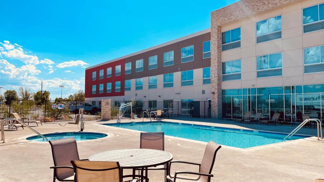 Holiday Inn Express & Suites Blythe By Ihg 외부 사진